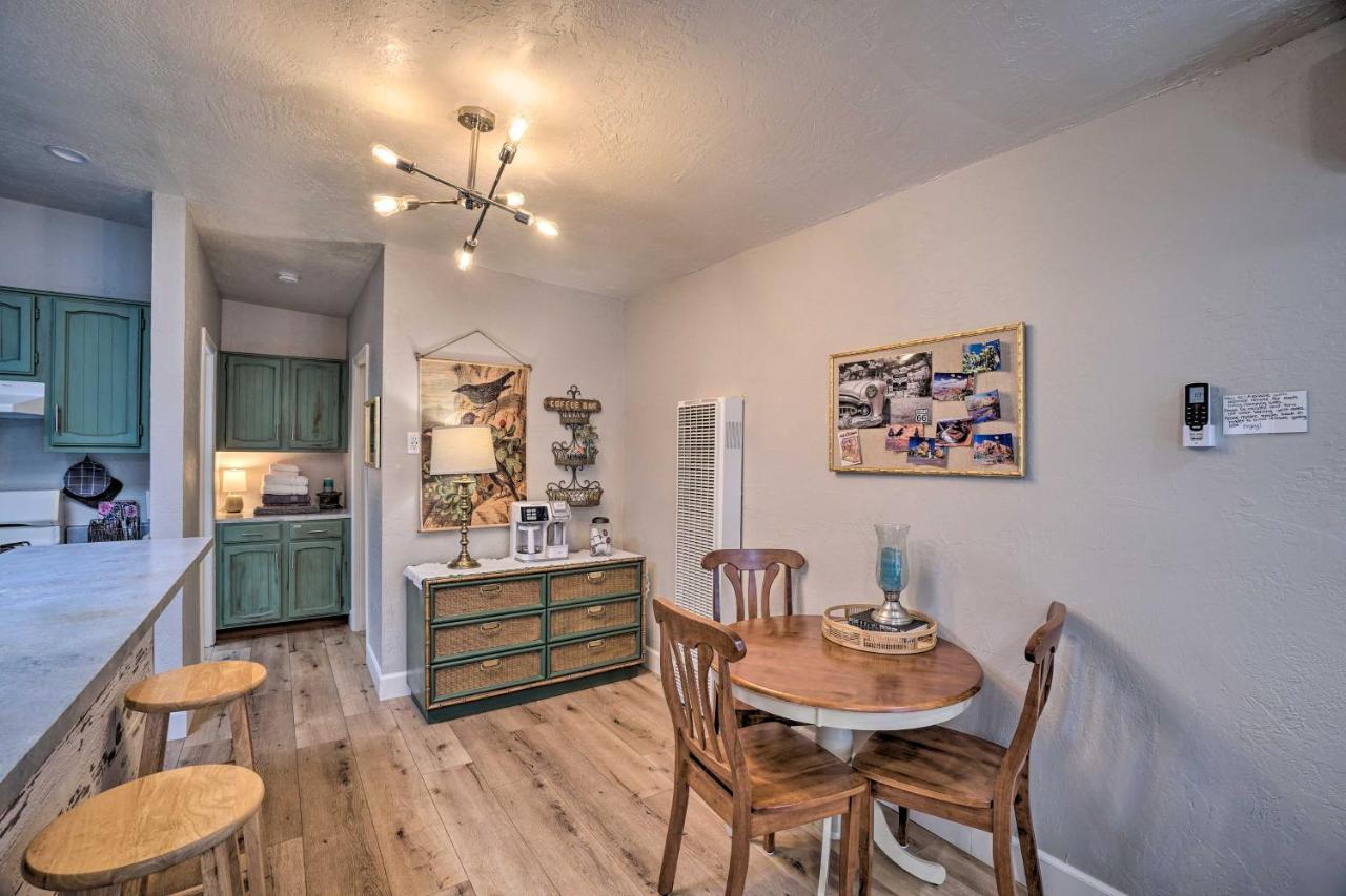 Central Williams Studio With Fireplace On Route 66! Διαμέρισμα Εξωτερικό φωτογραφία